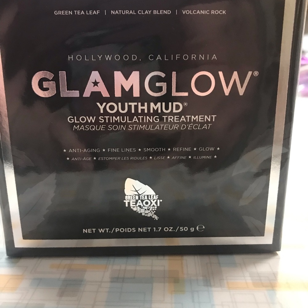 Youthmud Glow Stimulating & Exfoliating Mask